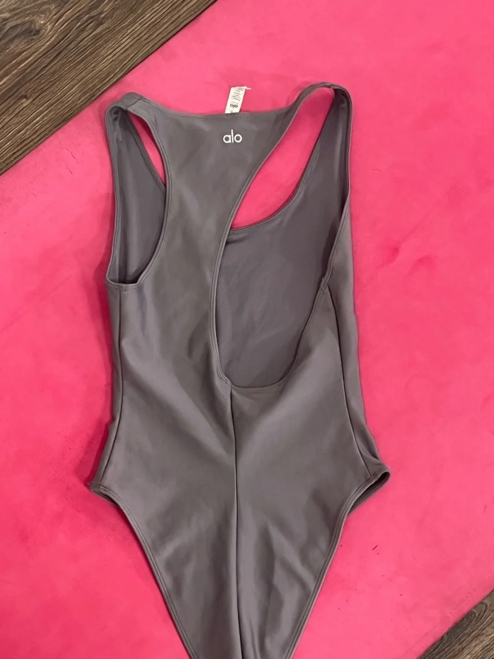 ALO Yoga selling as